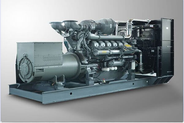 海口康明斯发电机型号大全6ZTAA13-G3成功出厂