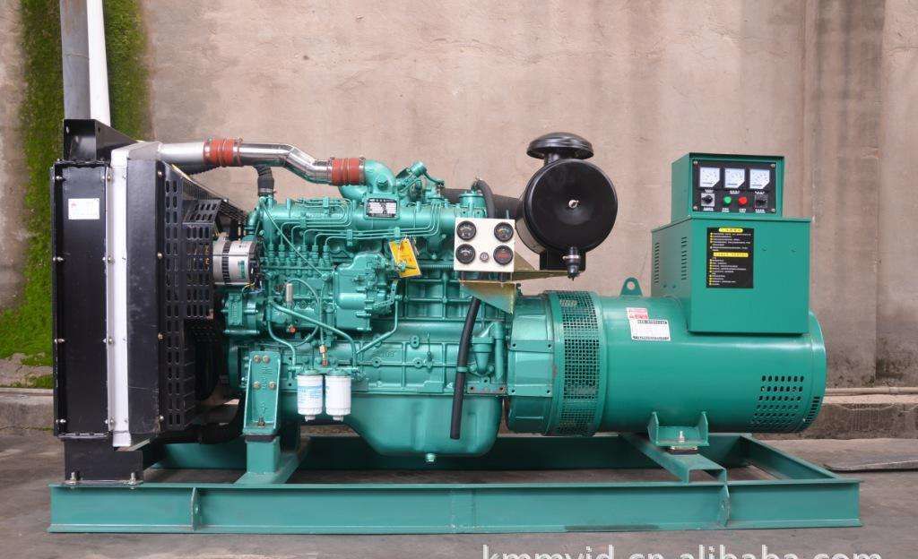 东风康明斯柴油发电机组成交一台200KW-成功出厂